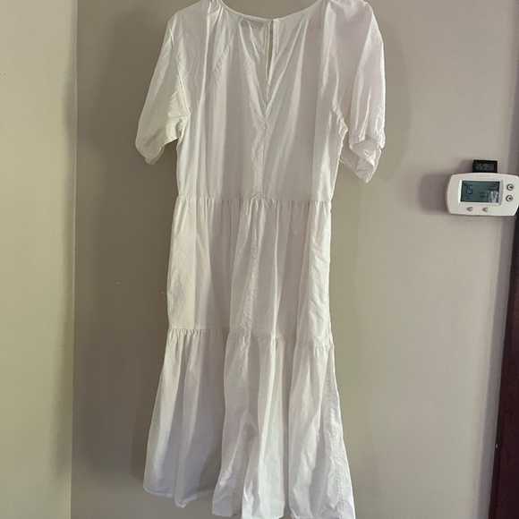 White Everlane Maxi Dress size 6 / medium - Picture 2 of 3